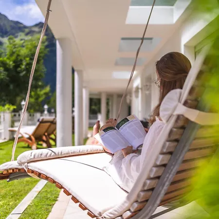 Land-palais - Private Mountain Hideaway